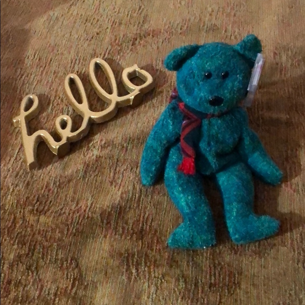 TY BEANIE BEAR “WALLACE”